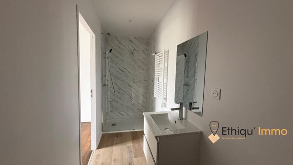 Bar-sur-Aube centre – T1 au calme sur cour – 28 m² – 380 € CC