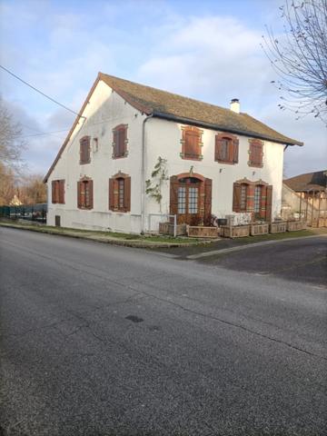Maison à vendre 6 pièces SIMANDRE (71)