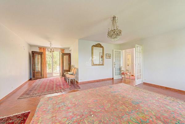 Maison Le Pecq 7 pièces 135 m2 699 000 € **  - Référence  18439