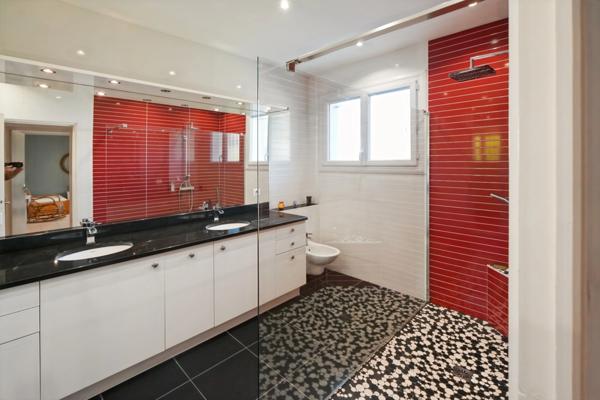 Maison remarquable sur 2964 m² à Cestas : un véritable havre de paix.