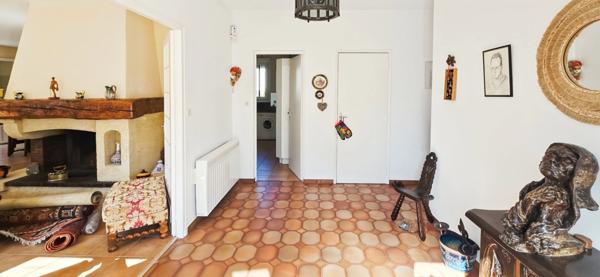 Maison remarquable sur 2964 m² à Cestas : un véritable havre de paix.