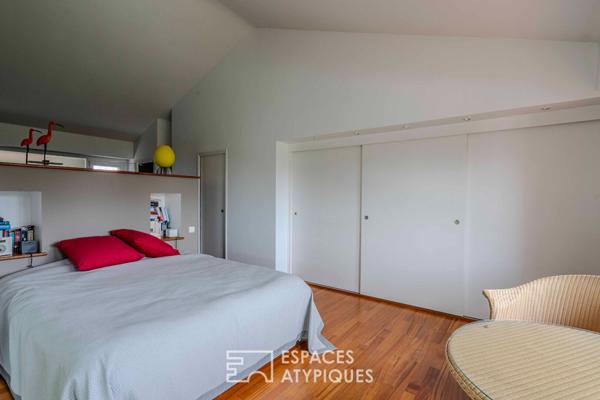 Villa d’exception surplombant l’océan avec piscine sur son parc paysagé