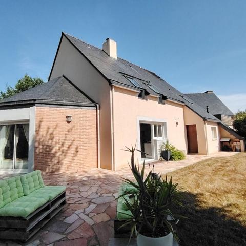 Maison Le Rheu 8 pièce(s) 150 m2