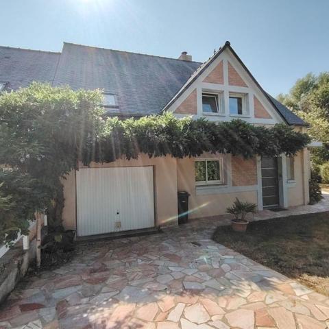 Maison Le Rheu 8 pièce(s) 150 m2