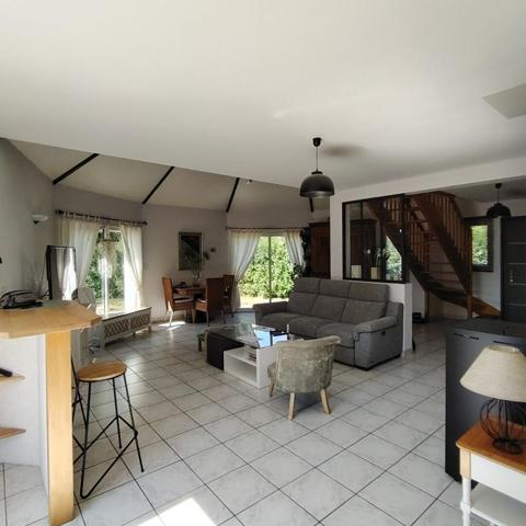 Maison Le Rheu 8 pièce(s) 150 m2