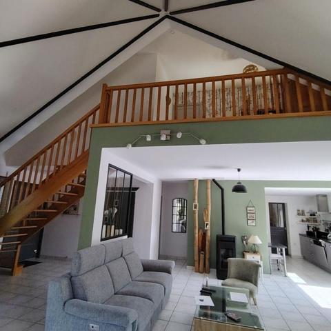 Maison Le Rheu 8 pièce(s) 150 m2
