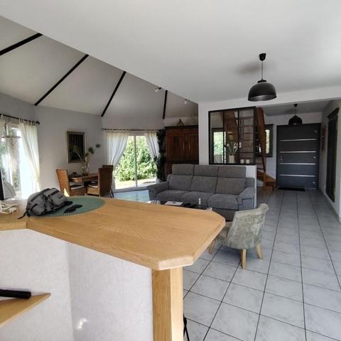 Maison Le Rheu 8 pièce(s) 150 m2