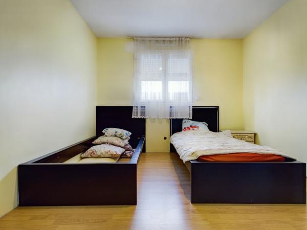 maison - 5 pièces - 150m2