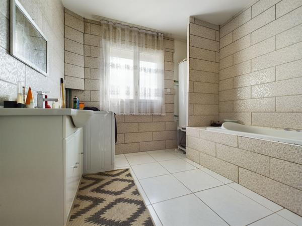 maison - 5 pièces - 150m2