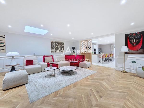 Maison à CHOLET, 49300 - 8 pièces 215m²