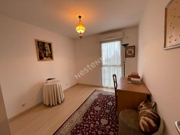 Appartement Avrillé - 2 chambres - balcon - stationnement sous-sol