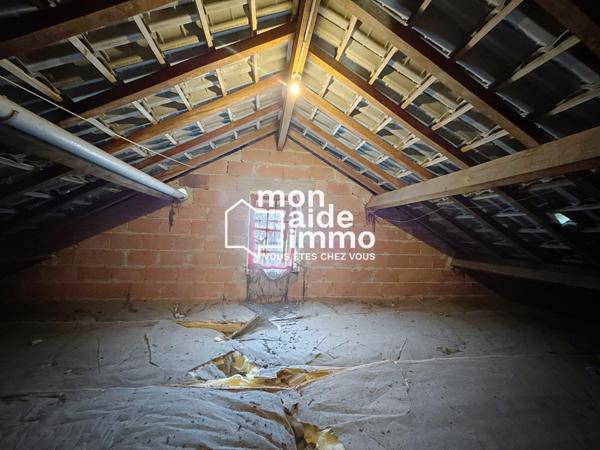 Maison sur sous-sol et terrain