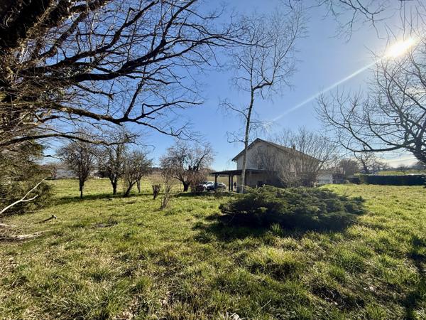 Maison sur sous-sol et terrain