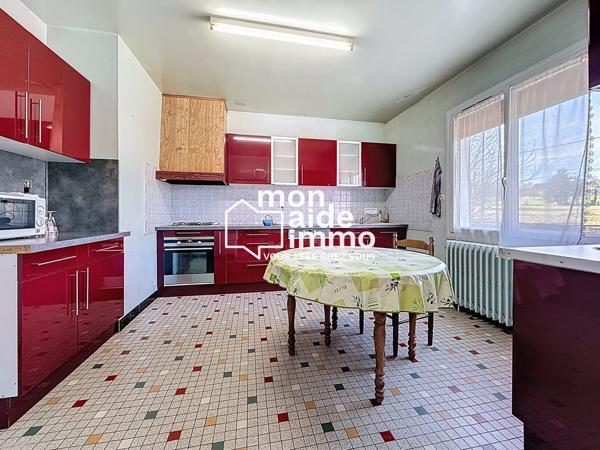 Maison sur sous-sol et terrain