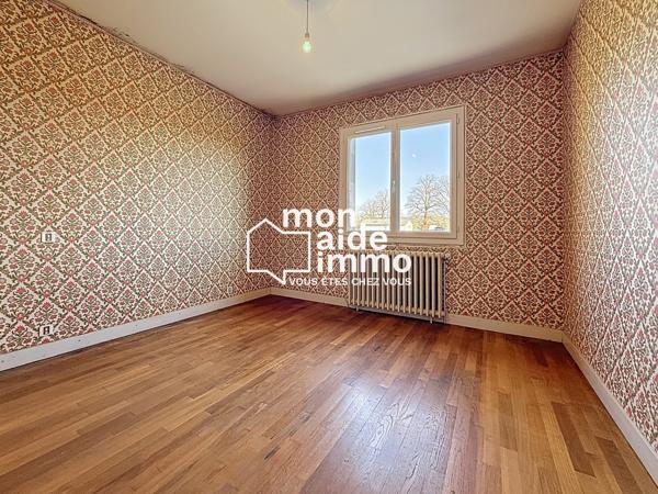 Maison sur sous-sol et terrain