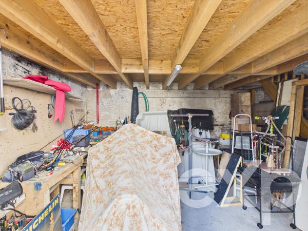 Maison de village entièrement rénovée à vendre