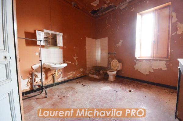 Immeuble à BEZIERS, 34500 - 420m²