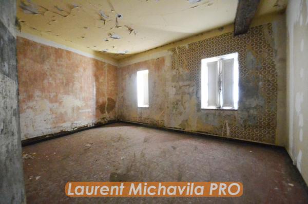 Immeuble à BEZIERS, 34500 - 420m²