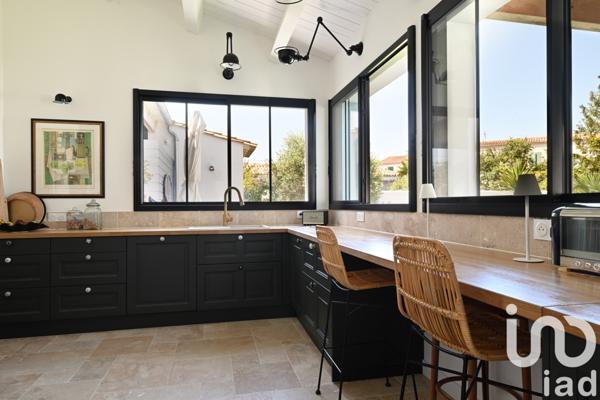 Maison à vendre 5 pièces 141 m² Saint-Martin-de-Ré