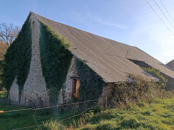 Grange à vendre à Saint-Dizier-Masbaraud (23400) - Creuse
