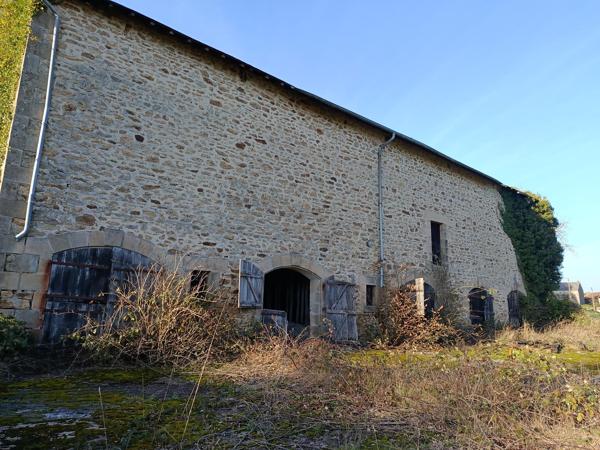 Grange à vendre à Saint-Dizier-Masbaraud (23400) - Creuse