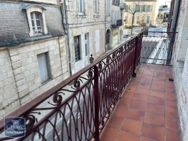 Appartement à louer 3 pièces 76.4m² Agen (47000)