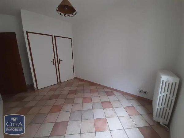 Appartement à louer 3 pièces 76.4m² Agen (47000)