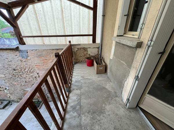 Maison de ville idéalement située en centre de La Flèche