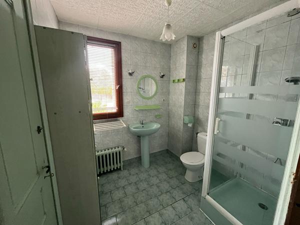 Maison de ville idéalement située en centre de La Flèche