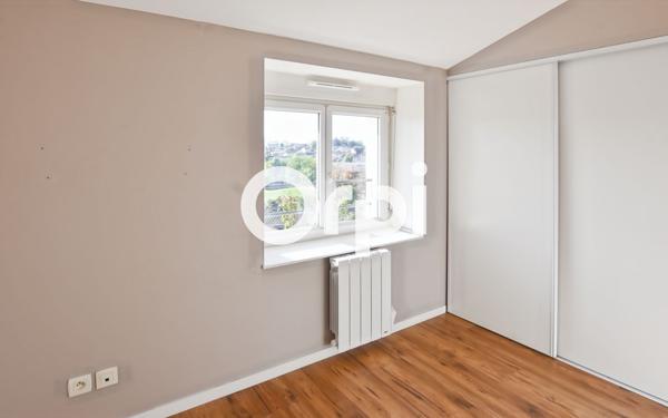 Appartement à louer    3 pièces •  Saint-Symphorien-sur-Coise