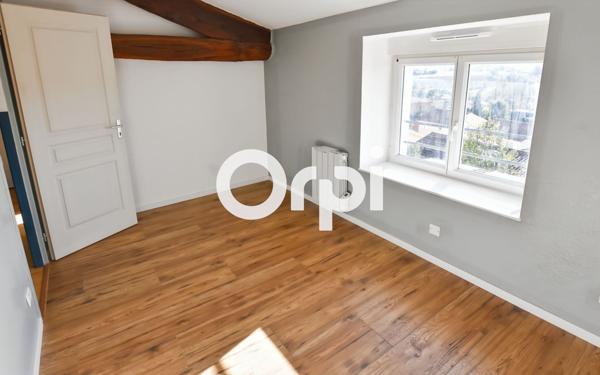 Appartement à louer    3 pièces •  Saint-Symphorien-sur-Coise