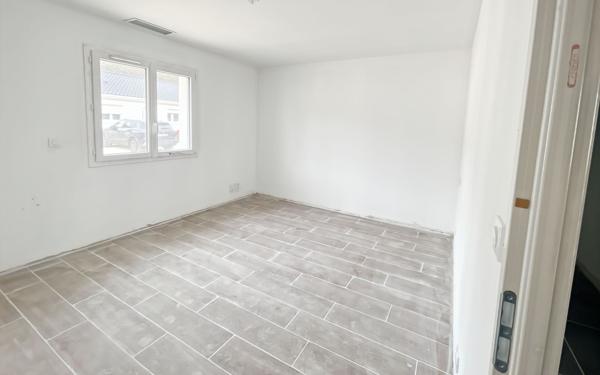 Maison à vendre    4 pièces •  Champcevinel