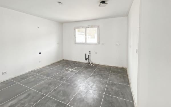 Maison à vendre    4 pièces •  Champcevinel