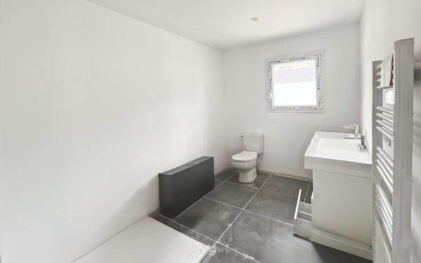 Maison à vendre    4 pièces •  Champcevinel