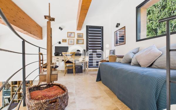 Maison à vendre    5 pièces • 188,81 m2 Montauroux