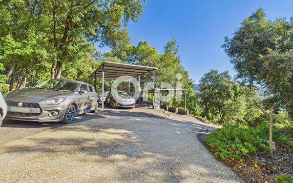 Maison à vendre    5 pièces • 188,81 m2 Montauroux