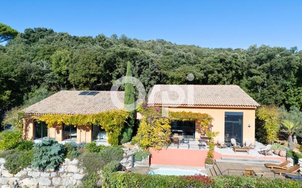 Maison à vendre    5 pièces • 188,81 m2 Montauroux