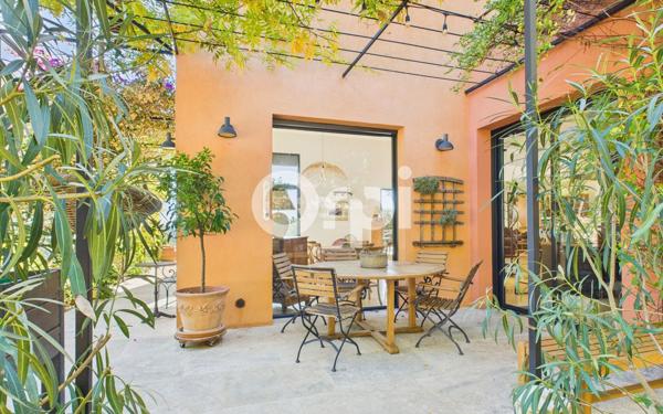 Maison à vendre    5 pièces • 188,81 m2 Montauroux