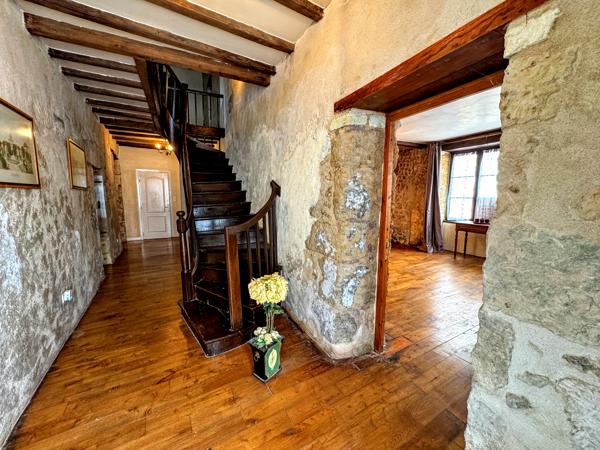 Maison à vendre à Saint-Séverin (16390) - Charente