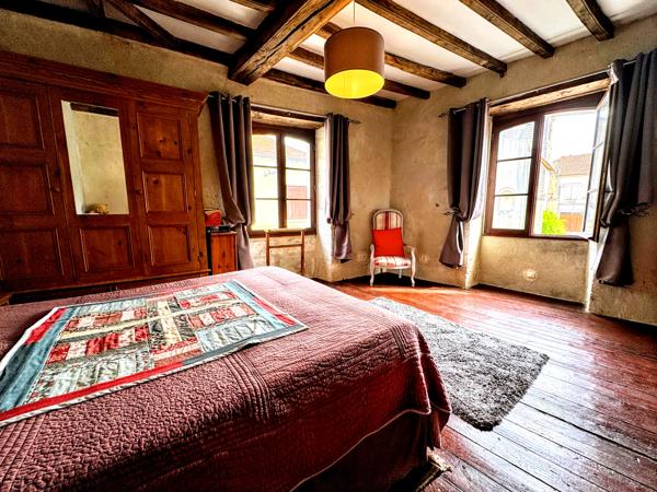 Maison à vendre à Saint-Séverin (16390) - Charente