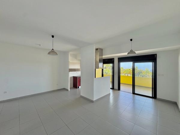 À VENDRE – Appartement T3 avec vue mer panoramique – Résidence RUPERT, Sainte-Clotilde (Saint-Denis)