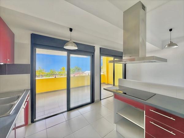 À VENDRE – Appartement T3 avec vue mer panoramique – Résidence RUPERT, Sainte-Clotilde (Saint-Denis)