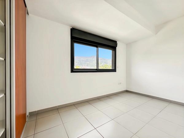 À VENDRE – Appartement T3 avec vue mer panoramique – Résidence RUPERT, Sainte-Clotilde (Saint-Denis)