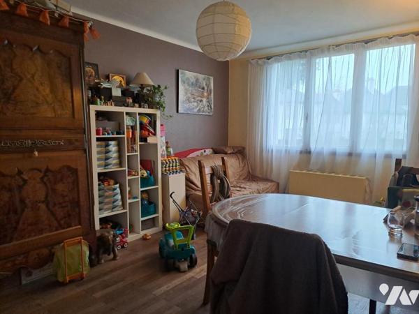 NANTES - MICHELET - Appartement RDC, 3 chambres une cave et un parking
