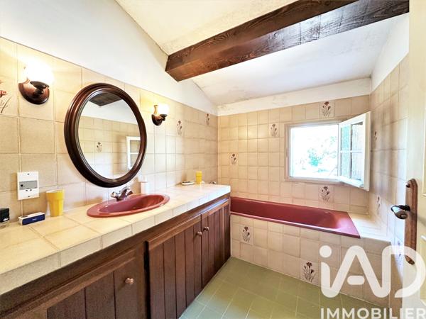 Maison à vendre 6 pièces 154 m² Castillon-du-Gard