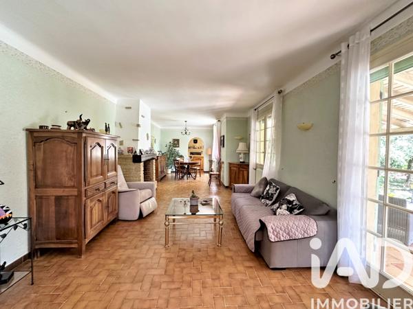 Maison à vendre 6 pièces 154 m² Castillon-du-Gard