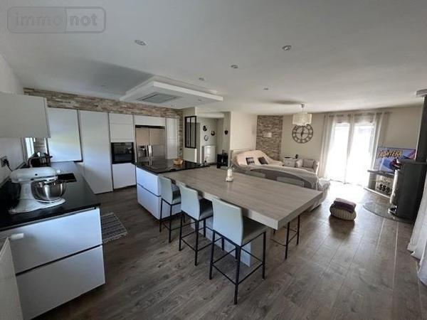 Maison à vendre à Pont-du-Château dans le Puy-de-Dôme (63430), ref : 63022-22