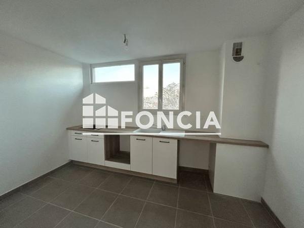 Location Appartement 3 pièces 55.2 m² - 6 BIS IMPASSE MOZART Nimes 30900