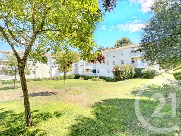 Appartement F3 à vendre  3 pièces - 63,80 m2 MARSEILLE - 13013