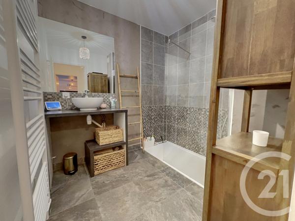 Appartement F3 à vendre  3 pièces - 63,80 m2 MARSEILLE - 13013